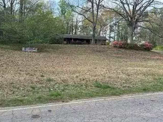 House for sale in Stone Mountain