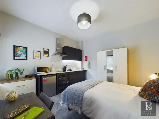 Studio for rent in Kingshill, Swindon
