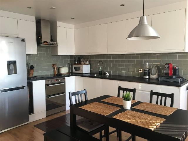 Apartment for rent in Holloway, Greater London
