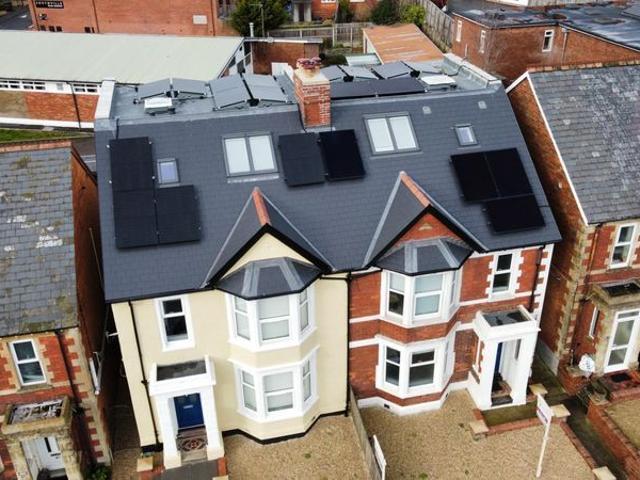 Room for rent in Yeovil, Somerset