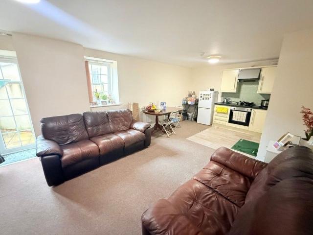 Apartment for rent in Yeovil, Somerset