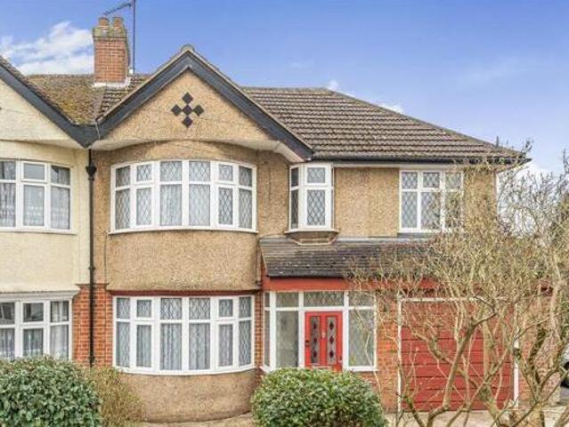 House for sale in Batchworth, Hertfordshire