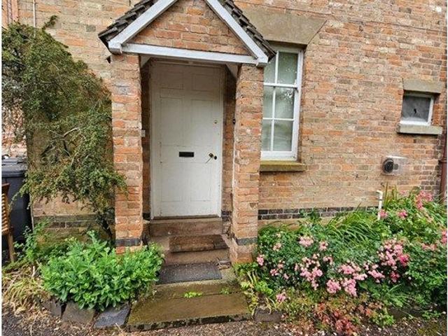 Apartment for rent in Green Close, Warwickshire
