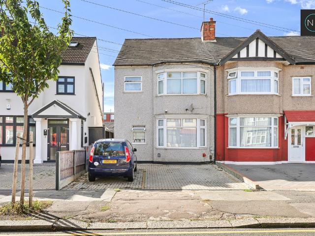 Apartment for rent in London Borough of Redbridge, Greater London