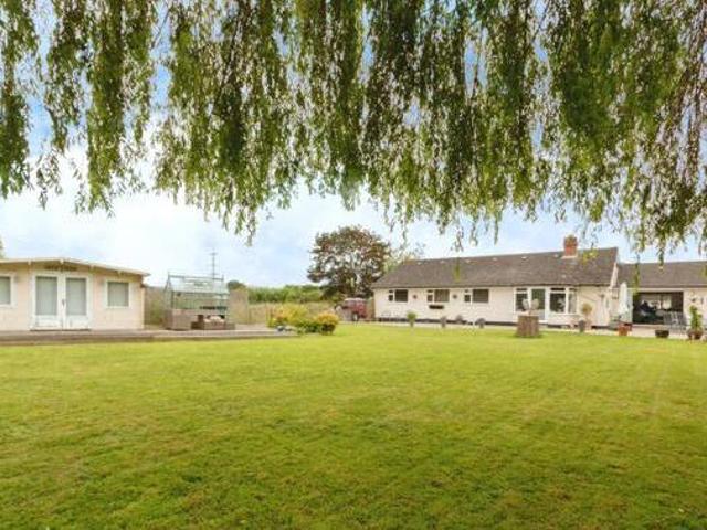 House for sale in Hart, Hampshire