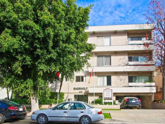 Apartment for rent in Canoga Park, California