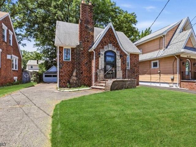 House for sale in Roselle, New Jersey