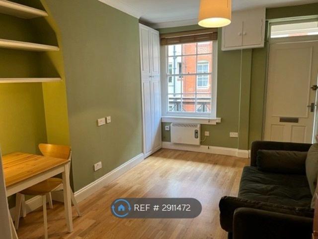 Apartment for rent in St Clement Danes, Greater London