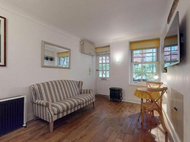 Apartment for rent in St Clement Danes, Greater London