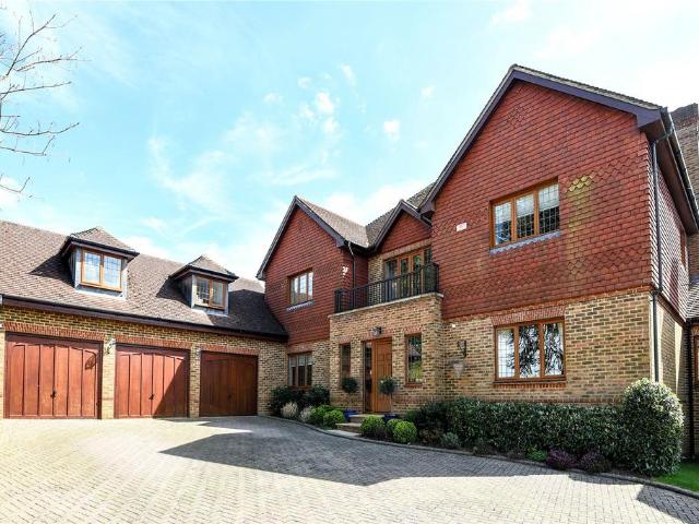 House for rent in Sunningdale