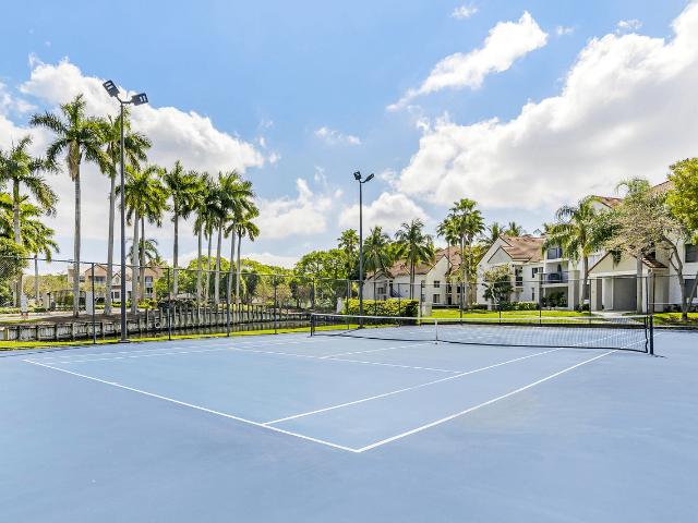 Apartment for rent in Dania, Florida