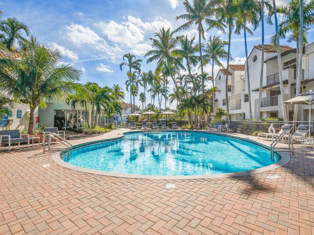 Apartment for rent in Dania, Florida