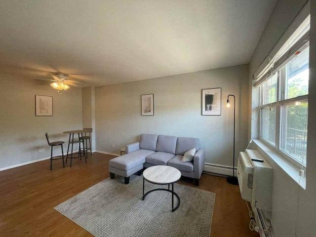 Apartment for rent in Chicago Park, Illinois