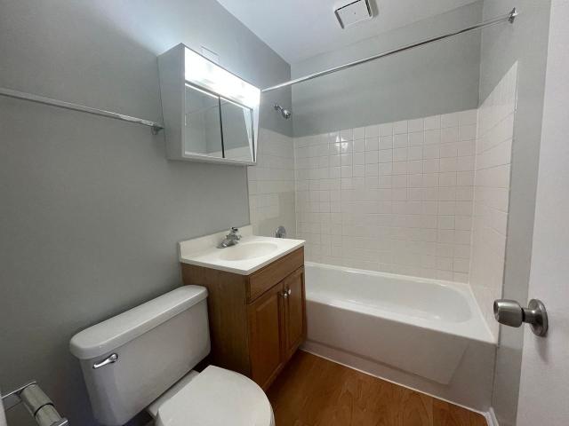 Apartment for rent in Chicago Park, Illinois