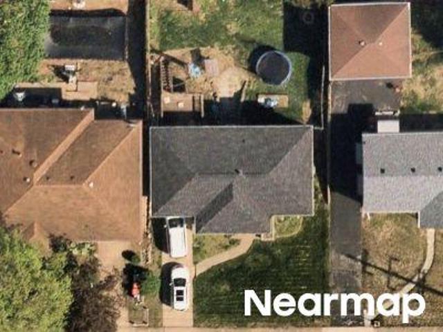 House for sale in Pekin, Illinois
