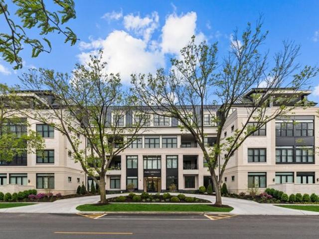 Condo for sale in Highland Park