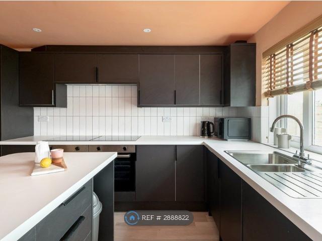 Room for rent in Whiteway, Dulcote