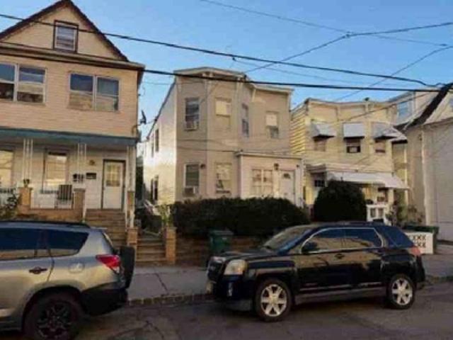 House for sale in Perth Amboy, New Jersey