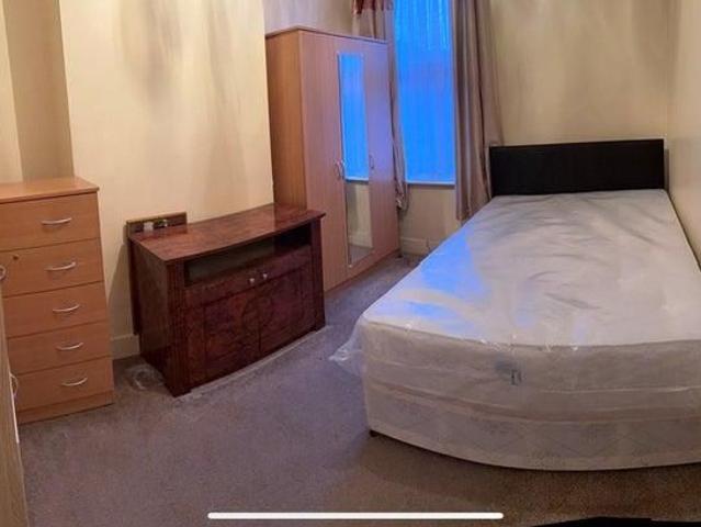 Apartment for rent in Little Ilford, Greater London