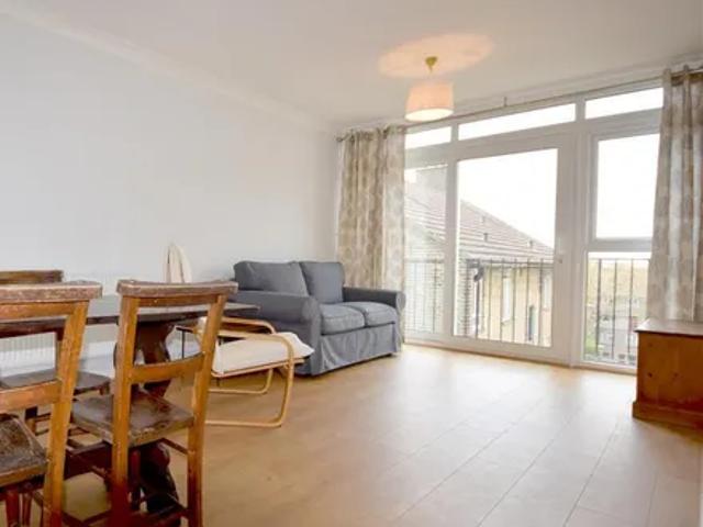 Apartment for rent in Highbury, Greater London