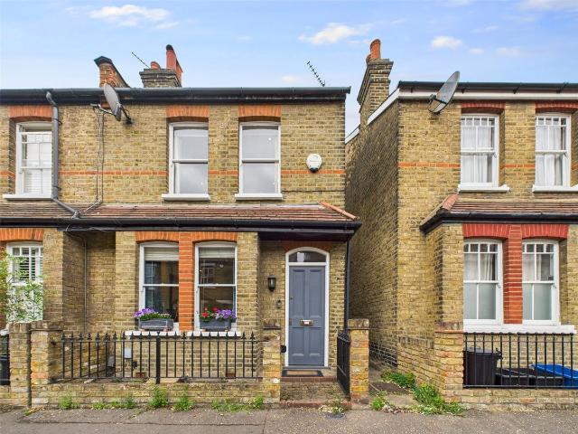 House for rent in London Borough of Richmond upon Thames, Greater London