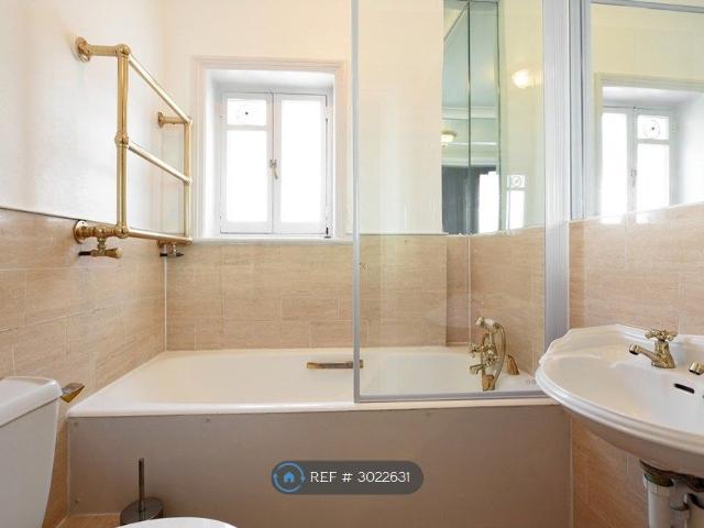 Apartment for rent in South Hampstead, Greater London