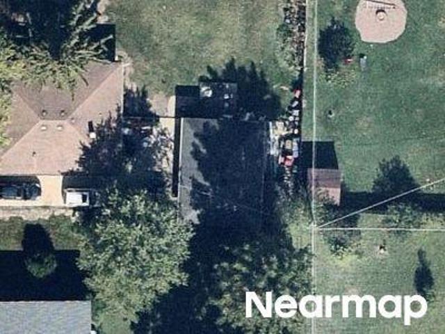 House for sale in Great Lakes, Illinois