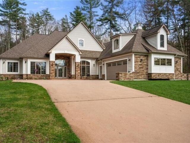 House for sale in Oakland, Rhode Island