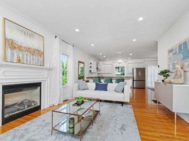 Condo for sale in Winchester