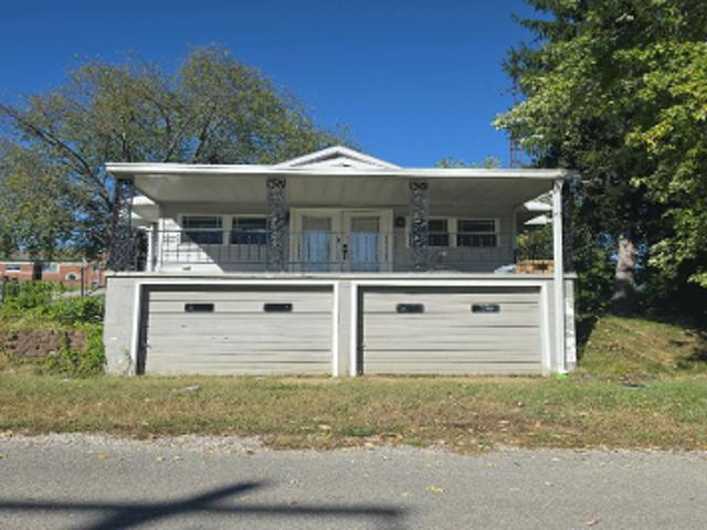 House for sale in Oakland City, Gibson County