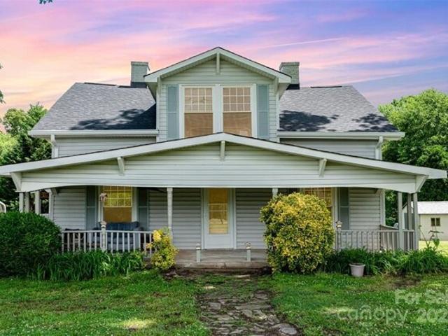 House for sale in Catawba