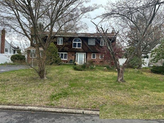House for sale in Bohemia, New York