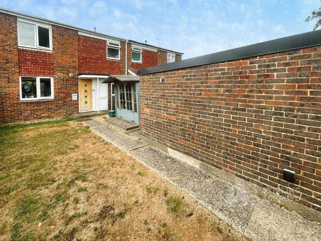 House for rent in Fole, Surrey