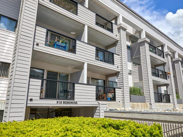 Apartment for rent in Winfield, British Columbia