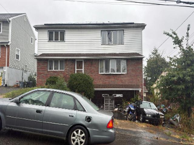 House for sale in Paterson, Passaic County