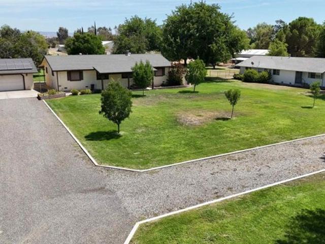House for sale in Los Molinos, California
