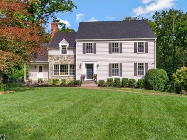 House for sale in Stirling, Long Hill Township