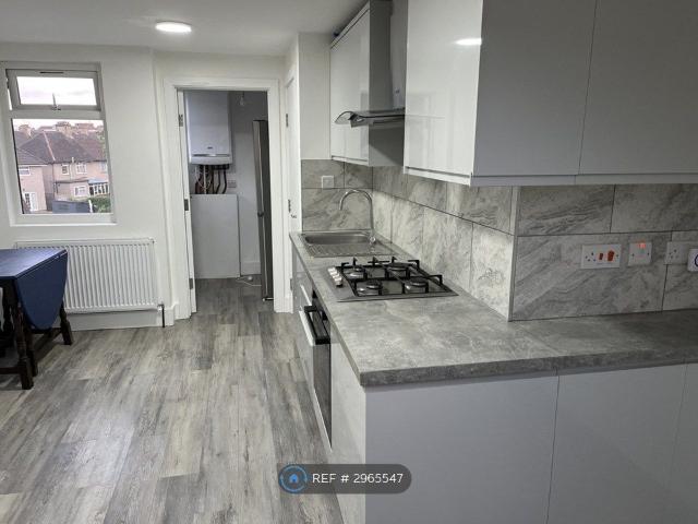 Apartment for rent in Lane, Greater London