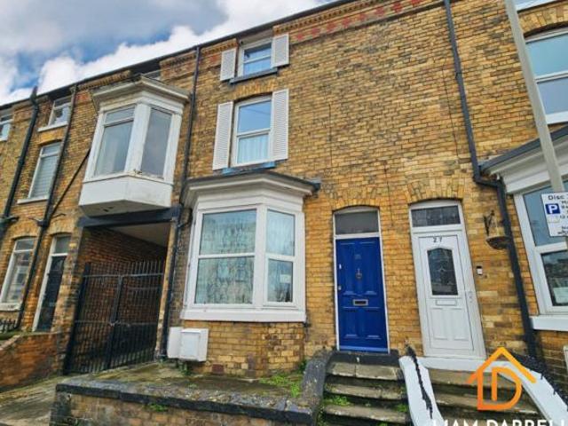 House for sale in South Cliff, Kepwick