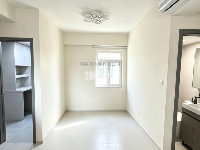 位於 屯門 Tuen Mun, 香港 Hong Kong, 提供 出售 的 公寓