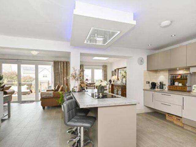 House for sale in Sewell, Scotland