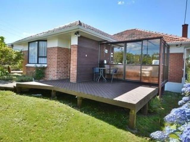 House for rent in Otakou