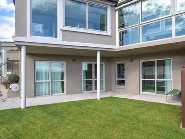 Apartment for rent in Otakou