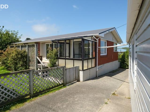 House for rent in Otakou