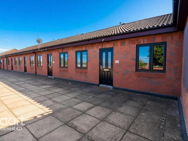 Apartment for rent in Furze Platt, Maidenhead