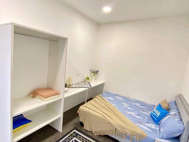 Room for rent in Sendayan Village, Negeri Sembilan