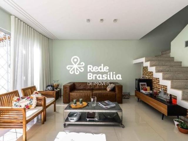Casa venda em Região Geográfica Imediata do Distrito Federal, Região Integrada de Desenvolvimento do Distrito Federal e Entorno