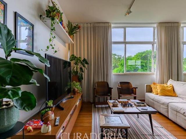 Apartamento venda em Região Geográfica Imediata do Distrito Federal, Região Integrada de Desenvolvimento do Distrito Federal e Entorno