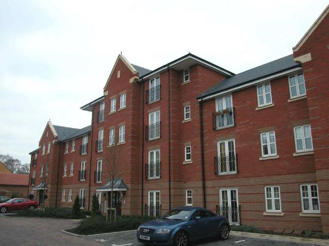 Apartment for rent in Mill Hill, Greater London