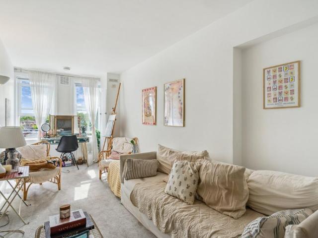 Apartment for rent in Clapham Junction, Greater London